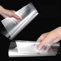 Rouleau de feuille PET d'épaisseur personnalisée haute clarté de qualité alimentaire pour emballage blister thermoscellable résistant à la déchirure service-coupe