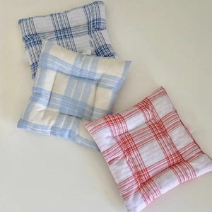 Korean-style checkered coaster, fresh and clean, quilted <b>tablecloth</b>, heat-insulating mat, soft teacup coaster, photo prop. - Product Image 4