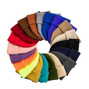 Bonnet côtelé personnalisé pour homme et femme, style streetwear hiver, brodé, tricoté, avec revers, logo personnalisé - Product Image 1