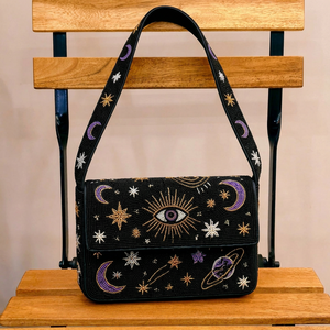 Bolso de Hombro Bohemio de Lujo Hecho a Mano con Cuentas, Patrón de Ojo Cósmico, Luna y Estrellas, Moderno, a la Moda, de Alta Calidad, Resistente y Portátil - Product Image 1