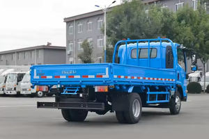 Precio bajo Nuevo Isuzu ligero usado 4*2 4*4 Mini camión de carga pequeño ligero 3,5 5 8 toneladas hecho en China - Product Image 6