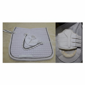 Juego de botas de caballo con logotipo personalizado, almohadilla de sillín de cristal con herraduras para caballos - Product Image 1