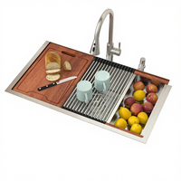 Ensemble d'évier de cuisine Maite moderne à cuve unique à montage en surface - Acier inoxydable avec robinet à douchette haute en laiton et accessoires