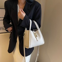 Usine Dames Haute Qualité Sacs À Bandoulière Nouveau Tendance Dernier Petit Designer Sacs Fourre-Tout En Cuir De Luxe Sacs À Main Pour Les Femmes