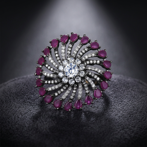 Anillo Clásico Americano con Circonitas Cúbicas de Corte Princesa y Baño Negro 417257, Joyería Hecha a Mano, Sin Níquel ni Plomo, Exportador de India - Product Image 2