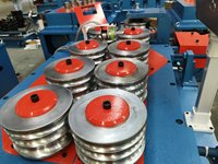 Machine de cintrage de tubes multi-rouleaux CNC automatique de haute précision pour structure de serre