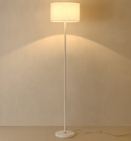 Lampe sur pied minimaliste de luxe léger, lampe de table verticale moderne et créative pour salon, chambre à coucher, décoration intérieure