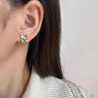 Boucles d'oreilles papillon colorées à clipser pour femmes, bijoux sans perçage, sans douleur, clips d'oreille réglables, zircon arc-en-ciel, accessoires cadeaux.