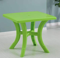 Table de patio en plastique de qualité commerciale pour l'extérieur, idéale pour les restaurants et les lieux événementiels (vente en gros)