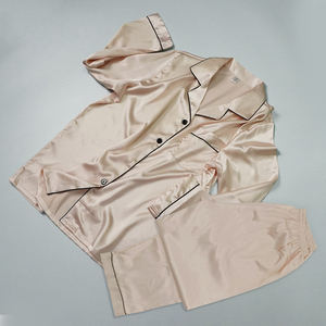 Chemise de nuit pour femmes en polyester modal en gros, chemise de nuit de pyjama lisse avec logo personnalisé pour dames - Product Image 5