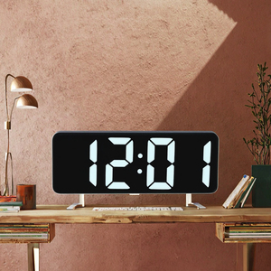 Réveil électronique LED durable avec affichage de la température et de l'humidité, calendrier, design en plastique ABS, utilisation à domicile, intérieur, chambre à coucher, salon - Product Image 3