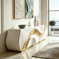 Buffet de rangement incurvé en fibre de verre ivoire, avec panneau ondulé doré incrusté, armoire à 4 portes pour hall de maison de style crème