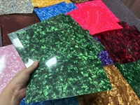 Feuilles de plastique en celluloid vert de haute qualité en gros pour le revêtement de volants de voiture et le revêtement d'instruments de musique à tambour