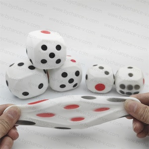 Juguete popular, bola antiestrés, juego de dados blandos de gran tamaño, juguete Jumbo, dados suaves para apretar, mordazas de fiesta, juguete, pequeño regalo para obsequios de <span class=keywords><strong>casino</strong></span> - Product Image 2