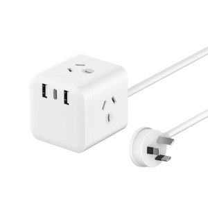 Steckdosenleiste 2400W 10A, Mehrfachsteckdose mit 3 Weitreichenden Steckdosen, 1,77M Verlängerungskabel <span class=keywords><strong>PowerBoard</strong></span> mit 3 USB-Anschlüssen - Product Image 1