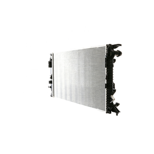<span class=keywords><strong>Radiateur</strong></span> en aluminium Ref CR912000S <span class=keywords><strong>pour</strong></span> Audi A4 A5 Q5 2008-2017 OE 8K0121251AA Système de refroidissement haute performance - Product Image 3