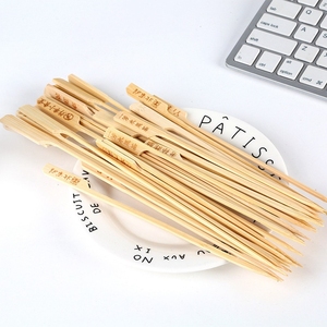 Brochetas Teppo de bambú natural de 9cm para hamburguesas, palos planos con impresión de logotipo personalizable para herramientas de barbacoa - Product Image 4