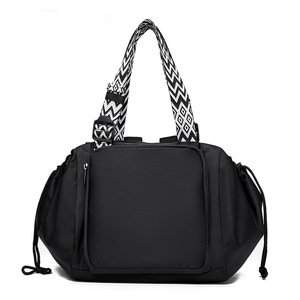 Sac fourre-tout universel multifonctionnel et polyvalent pour le voyage, grande capacité, portable, idéal pour l'hiver, sac de voyage décontracté - Product Image 5