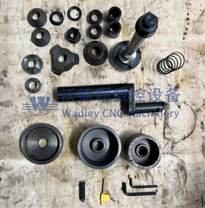 C9335A High Precision <b>Small</b> Vehicle Manual Automatic Dual Mode Car Brake Disc Drum Rotor Turning Lathe <b>Machine</b> - Product Image 5