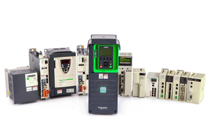 Variateurs de fréquence pour moteurs AC Altivar Process ATV900 ATV930 132 kW Triphasé 380-480 V Unité de freinage IP20 - Product Image 1