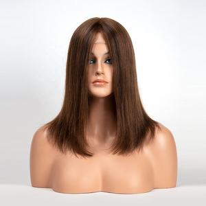 Peluca médica transpirable con cobertura total para pacientes con alopecia, base suave y ajuste seguro para uso diario. - Product Image 5