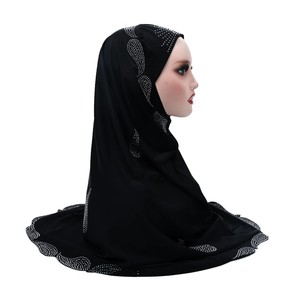 Pañuelo para la Cabeza con Pedrería Brillante para Mujer, Pañuelo Instantáneo, Hiyab Instantáneo Árabe Islámico de Bambú, Jersey de Bambú - Product Image 2