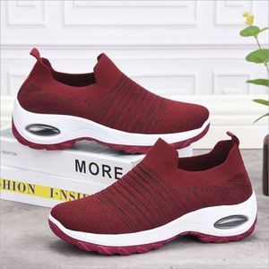 Vente en gros de baskets plateforme pour femmes, mode décontractée, légères, respirantes, résistantes à l'usure, augmentant la taille, chaussures de printemps - Product Image 3