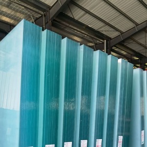 Fournisseur de fabrication de verre <span class=keywords><strong>en</strong></span> gros d'usine 4mm 5mm 6mm 8mm 10mm 12mm 15mm 19mm Verre flotté transparent pour la construction industrielle - Product Image 4