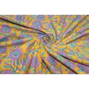 Tela 100% Algodón Sostenible con Estampado Botánico Hecho a Mano de Inspiración Vintage, Ropa Boho de la India, Pañales Artesanales, Bolsos, Cortinas - Product Image 6