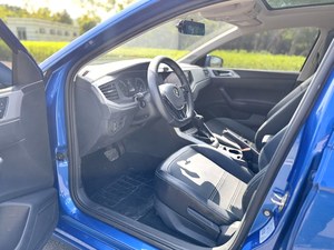 Volkswagen <span class=keywords><strong>Polo</strong></span> Plus <span class=keywords><strong>2021</strong></span> 1.5L Automatica Edizione Panoramica 5 Porte Hatchback Qualità Tedesca - Product Image 5