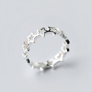Anello a Stella Cava in Stile Coreano, Gioiello da Dito Liscio a Cinque Punte per Donna, Moda Quotidiana - Product Image 1