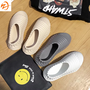 Dernier trou chaussures d'eau pantoufle grande taille 39-46 plage sandale hiver Sport <span class=keywords><strong>squelette</strong></span> pantoufles avec mousse coureur et amorti - Product Image 3