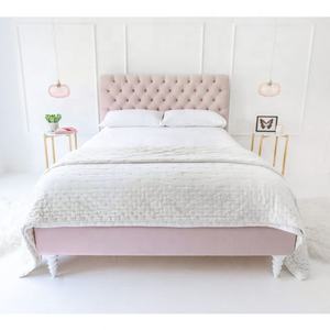 Cadre de lit rembourré rose de Style moderne - Product Image 2