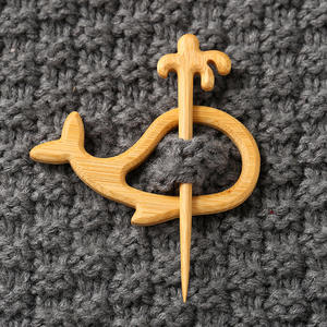 Broche con diseño de animales de madera, insignia artesanal DIY, pin de dibujos animados, divertido y lindo, broche para chal, hebilla para bufanda, broches, regalo de joyería - Product Image 1