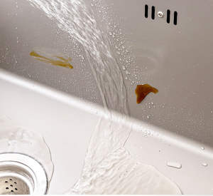 Fregadero de Cocina Individual Grande de Acero Inoxidable SUS304, Hecho a Mano, de Instalación Bajo Encimera, con Acabado Cepillado - Product Image 4