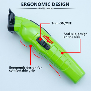 Recortadora eléctrica OEM al por mayor con hoja en T recortadora de pelo recargable acabada <span class=keywords><strong>DLC</strong></span> para peluquero grabado detalle uso - Product Image 5