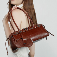 Tas Tangan Kulit Asli Gaya Biker Vintage, Tas Tote Trendy Keren Berhias Sabuk, Tas Selempang Wanita Bentuk Sosis