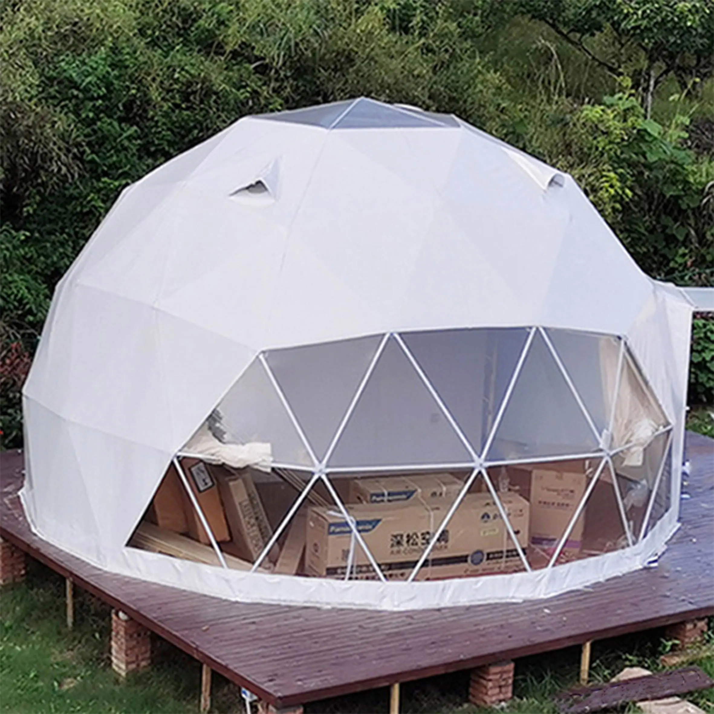屋外での食事、グランピング、星空の下でのキャンプに最適な防水インフレータブルガーデンイグルードームテント/