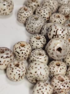 <span class=keywords><strong>Collier</strong></span> Lotus Graine de Bodhi Blanc <span class=keywords><strong>Collier</strong></span> de Prière Bouddhiste Naturelle Mara Bracelet de Perles - Product Image 4