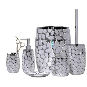 ประเทศจีนผู้ผลิตชุดอาบน้ำเรซิ่นชุบหรูหราอุปกรณ์ห้องน้ำทองชุดอุปกรณ์ห้องน้ำชุดห้องน้ำสำหรับตกแต่งบ้าน - Product Image 1