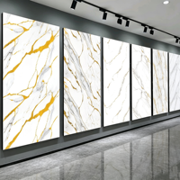 Panneaux muraux modernes en PVC imitation marbre, panneaux muraux décoratifs intérieurs flexibles en fibre de bambou et placage de bois