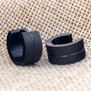 <b>Cuff</b> <b>Earrings</b> 4Mm Black Frosted Stainless Steel Geometric Shape For Women Wholesale - Product Image 4