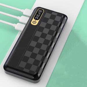 Cargador Portátil USB de 5W con Logotipo Personalizado, 10000mAh/8000mAh, Carga Rápida, para Viajes y Actividades al Aire Libre, con Pantalla LED - Product Image 6