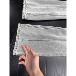 Pantalones Vaqueros Ligure Hem para Hombre, con Detalle de Borde Liguriano, Corte Recto, Estilo Italiano - Product Image 3
