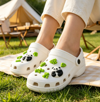 Lot de Breloques Populaires et Adorables en PVC Panda et Fleur de Bambou pour Sabots, Sandales, Chaussures à Trous, Accessoires de Sac DIY et Clips