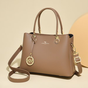 Hochwertige Neue Damen-Umhängetasche 2026 mit Großer Kapazität, Trendige Persönlichkeits-Schultertasche, Modische Handtasche für Frauen - Product Image 4
