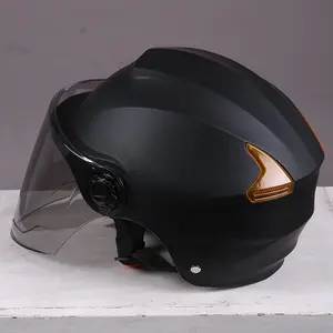 클래식 헬멧 스쿠터 Ebike 레트로 오토바이 헬멧 하프 페이스 헬멧