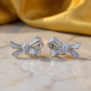 Orecchini E2715 in Oro Bianco con Diamanti Taglio Brillante Rotondo, Gioielli da Donna per Uso Quotidiano, Diamanti Naturali Colore G - Product Image 2