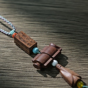 Collar de Madera de Jujube Thunderstruck, Collar Amuleto Protector Unisex Consecrado Contra el Mal - Product Image 2