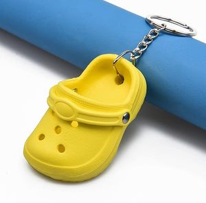 Porte-clés personnalisé avec logo, mini pantoufle mignonne, pour sac à dos, sac à main, décoration, couleurs personnalisées, sandales en silicone, fabrication en usine - Product Image 5